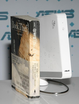 Illustration for article titled Asus Eee Box B202: Our First Look, Plus Official Specs (Only $300)